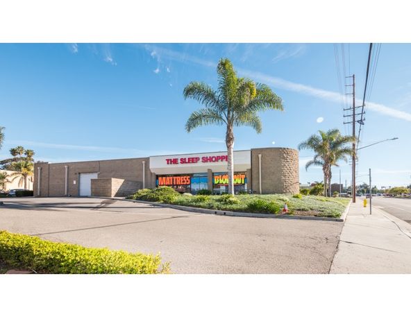 Prime Ventura Retail : 4051 E. Main Street, Ventura, CA 93003
